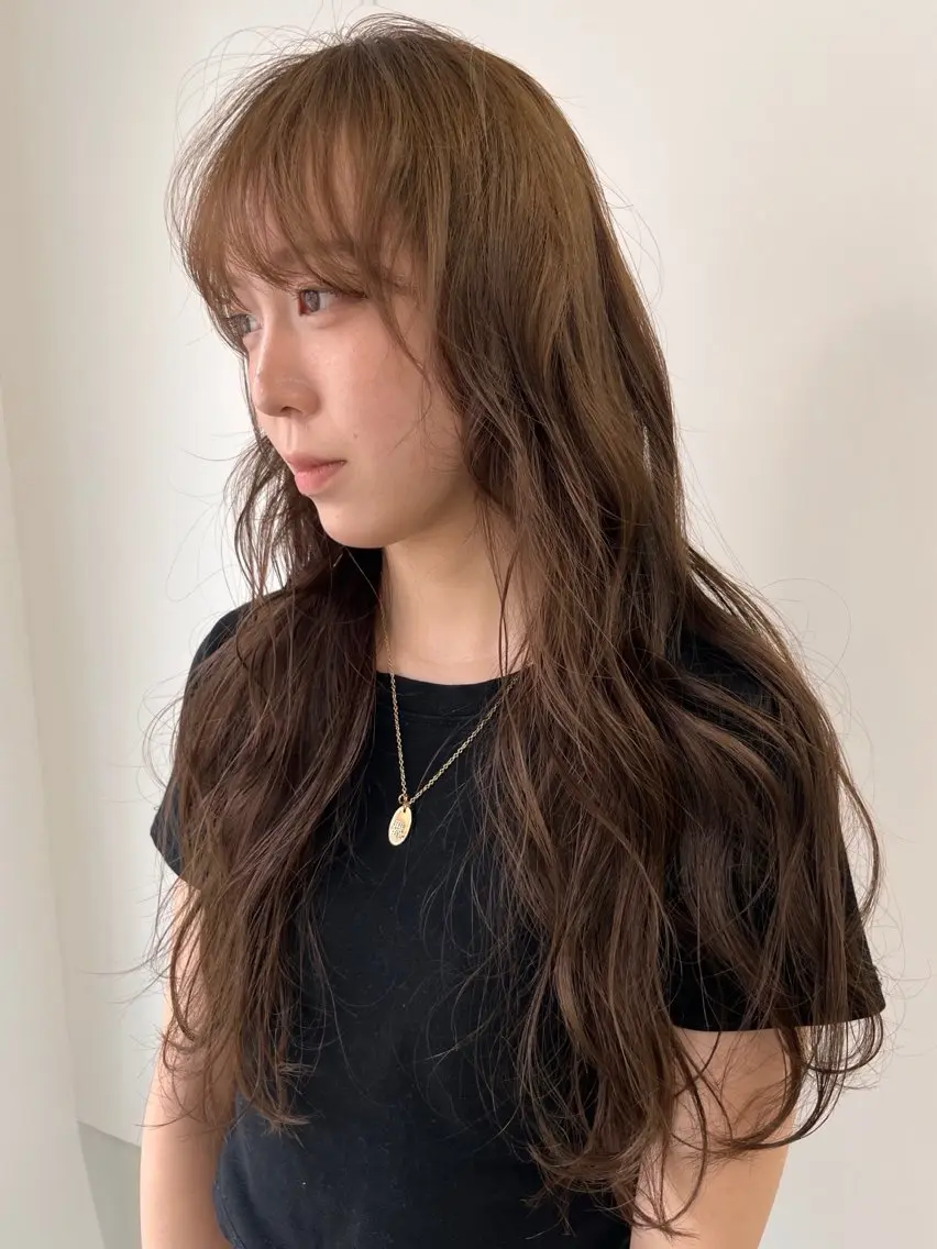 ロング ヘアカラー 酒井 美里のヘアスタイル