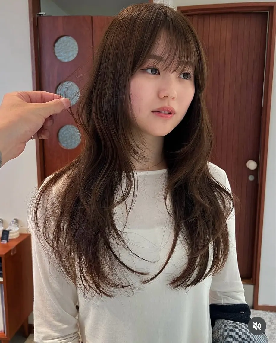 ロング レイヤーカット ロング カット anri🐏/大阪/ レイヤーカットのヘアスタイル