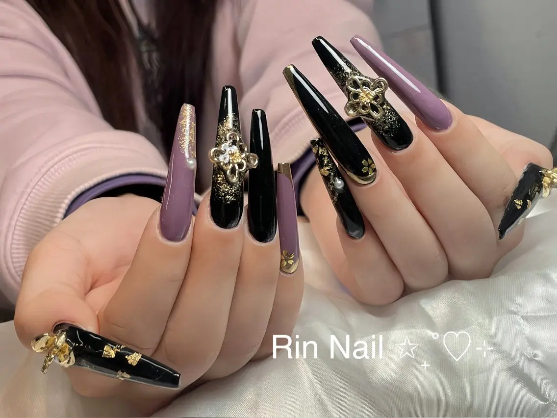 ネイル チークネイル フラッシュネイル フラワーネイル フットネイル ジェルネイル ハンドネイル Rin Nail Shinokuboのネイルデザイン