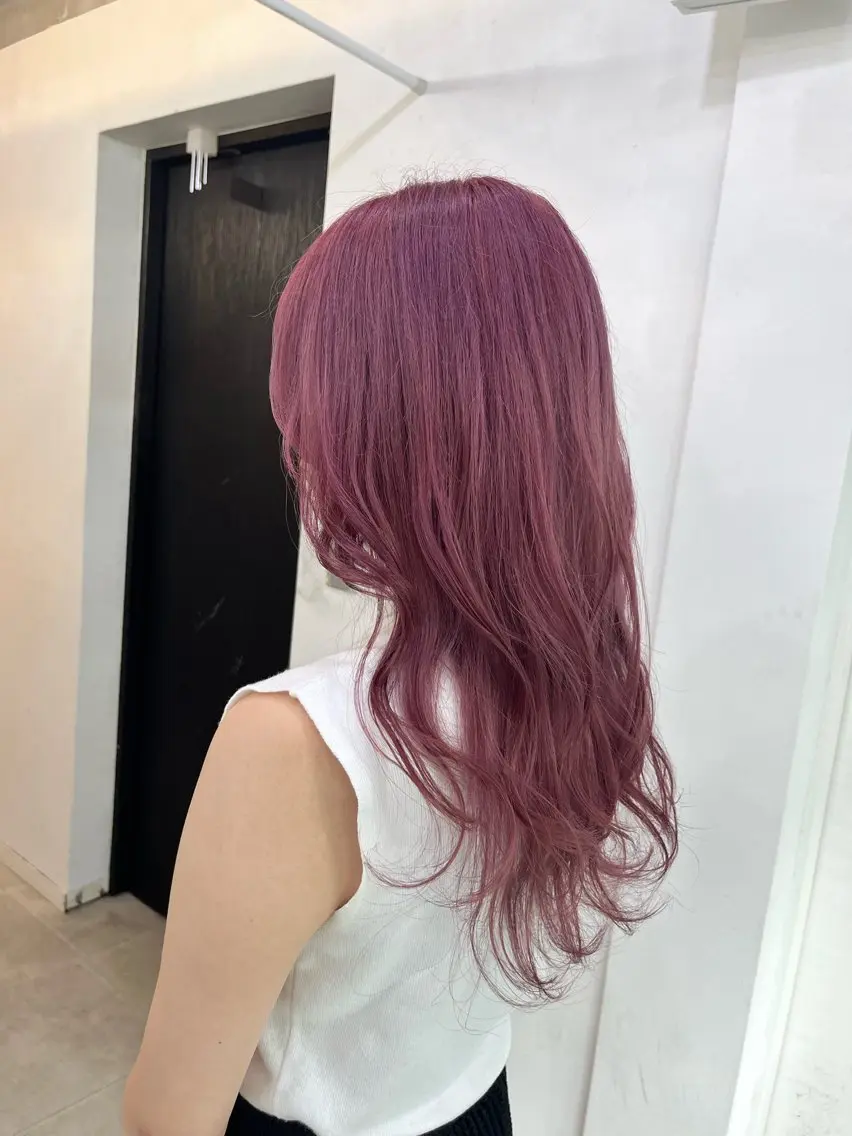 ロング カラー ラベンダーカラー ピンクカラー ピンクラベンダー ヘアカラー トリートメント ブリーチ有無Wカラー メンズパーマ大成のヘアスタイル
