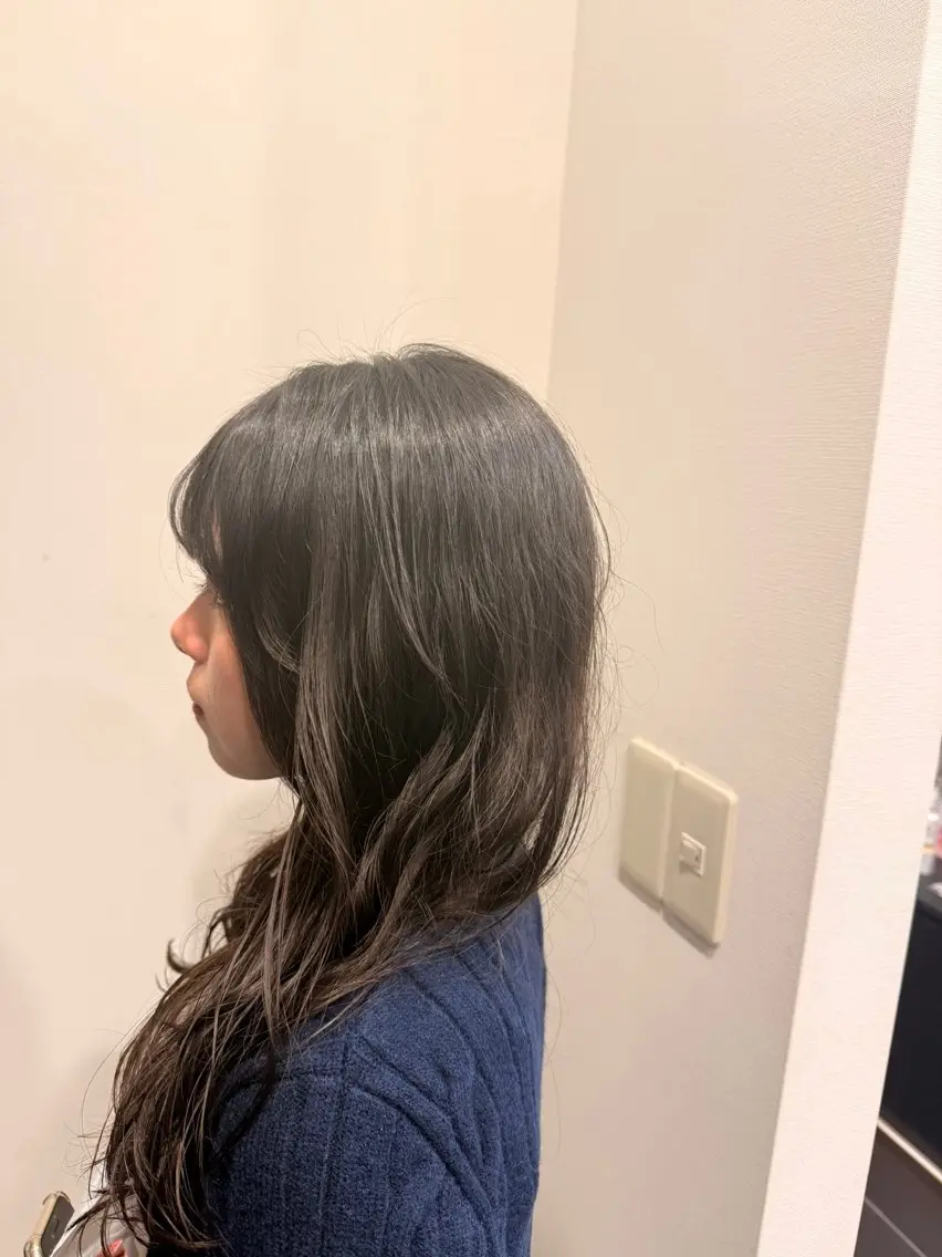 ロング パーマ 中村 裕希のヘアスタイル