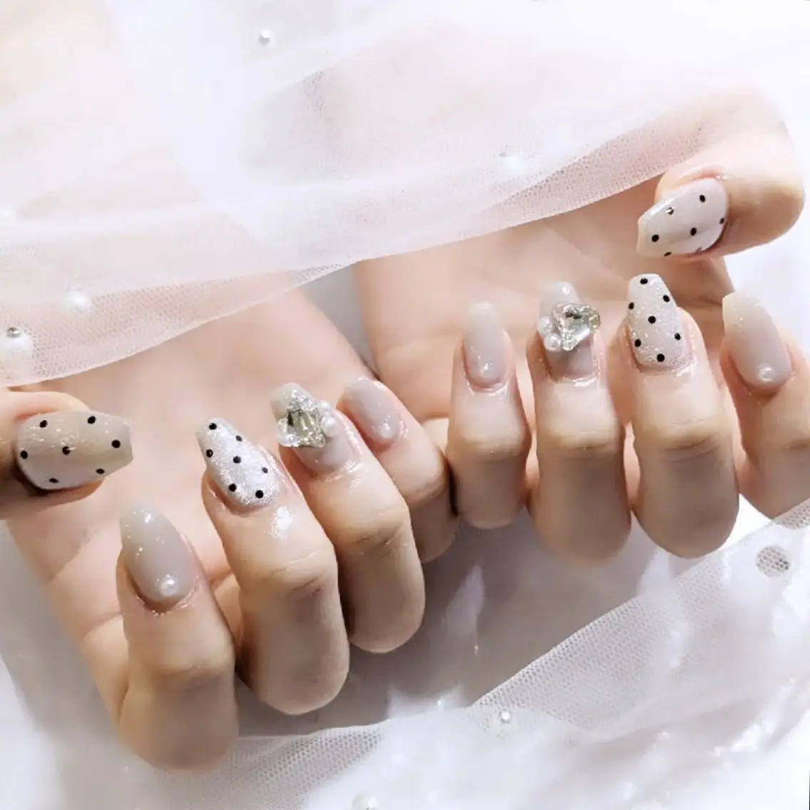 ネイル Lily nail 船橋 yuki🍒のネイルデザイン