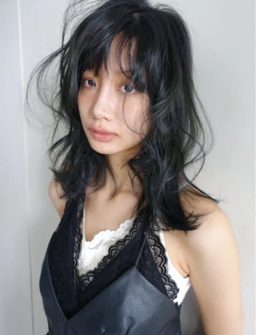 セミロング 透明感カラー ミント🤍エリコのヘアスタイル