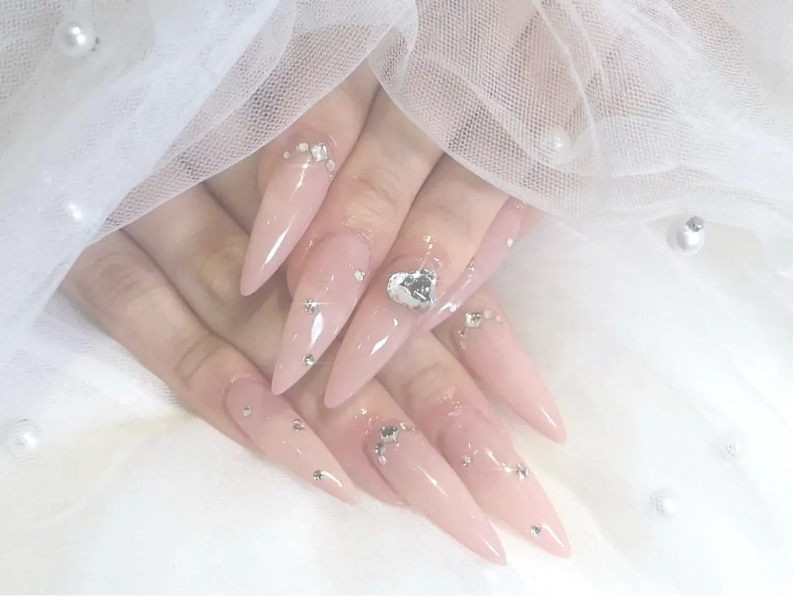 ネイル ワンホン韓国ちゅるん ネイル✨🎀AMIのネイルデザイン