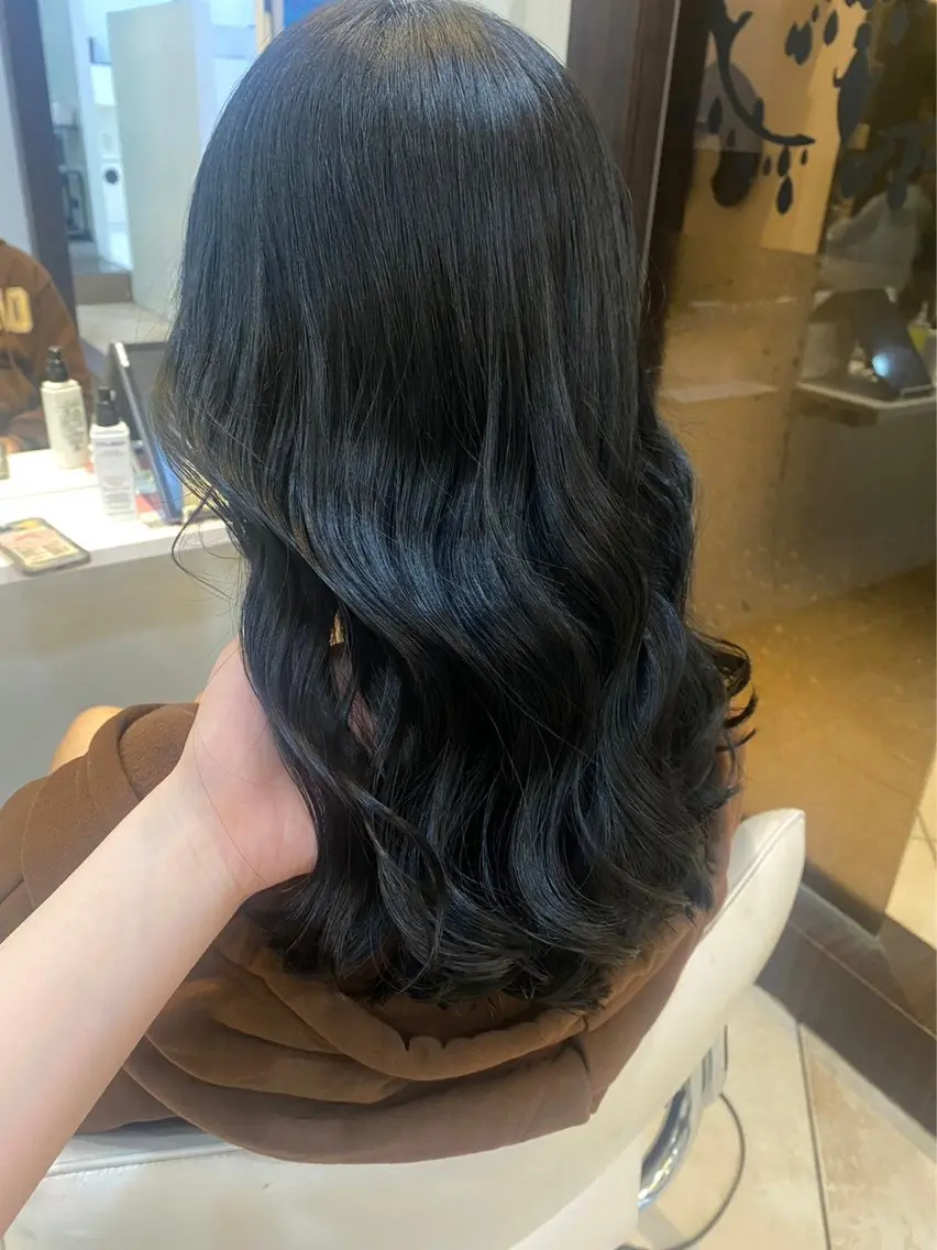 カラー うる艶&縮毛矯正 ⟡.·小林理菜⟡.·のヘアスタイル