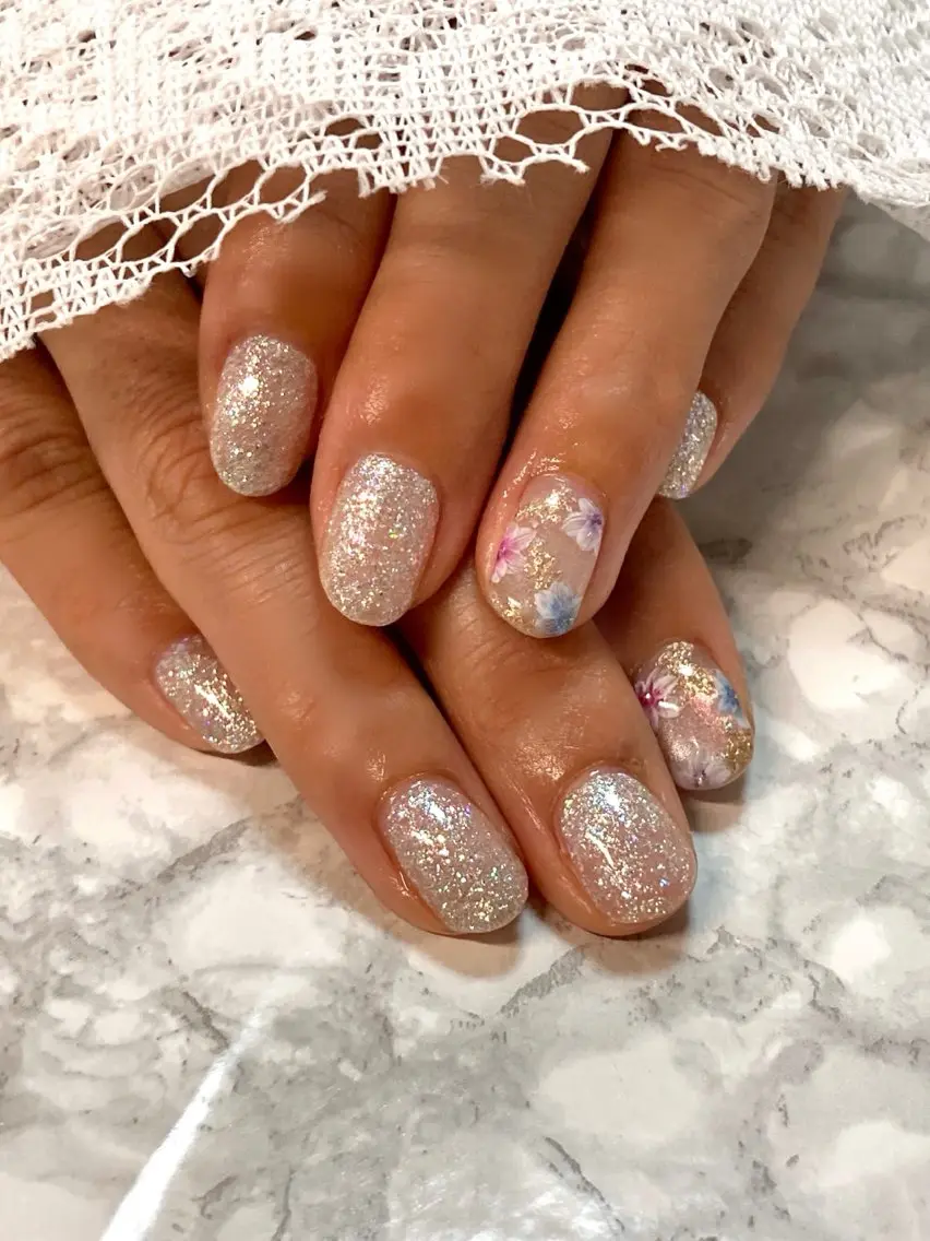 ネイル ハンドネイル nail salon アルストロメリアのネイルデザイン