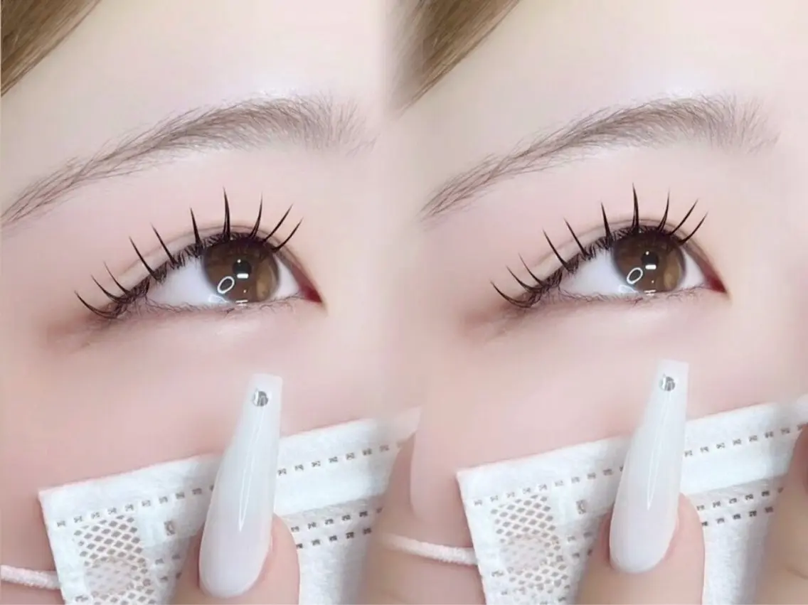 マツエク・マツパ 束感まつ毛 フラットラッシュ マツエク Livicate 💗🧁🎀🦋のマツエク・マツパデザイン