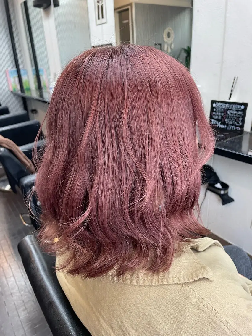 ミディアム カラー ピンクカラー 💜Rebre** Mayu💜のヘアスタイル
