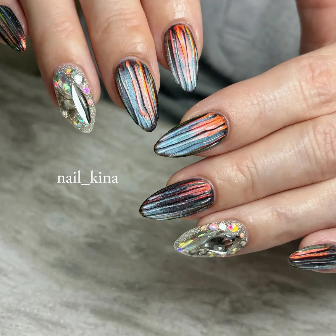 ネイル アートネイル ジェルネイル マグネットネイル パラジェル ハンドネイル nail_ kinaのネイルデザイン