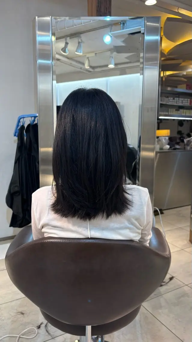 ミディアム ミディアムレイヤー レイヤーカット 外ハネヘア カット 武田 幸仁のヘアスタイル