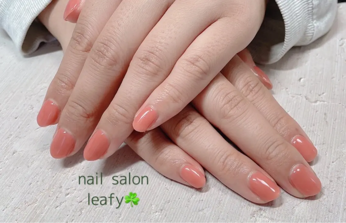 ネイル ワンカラーネイル オレンジ ハンドネイル ネイルサロン leafyのネイルデザイン