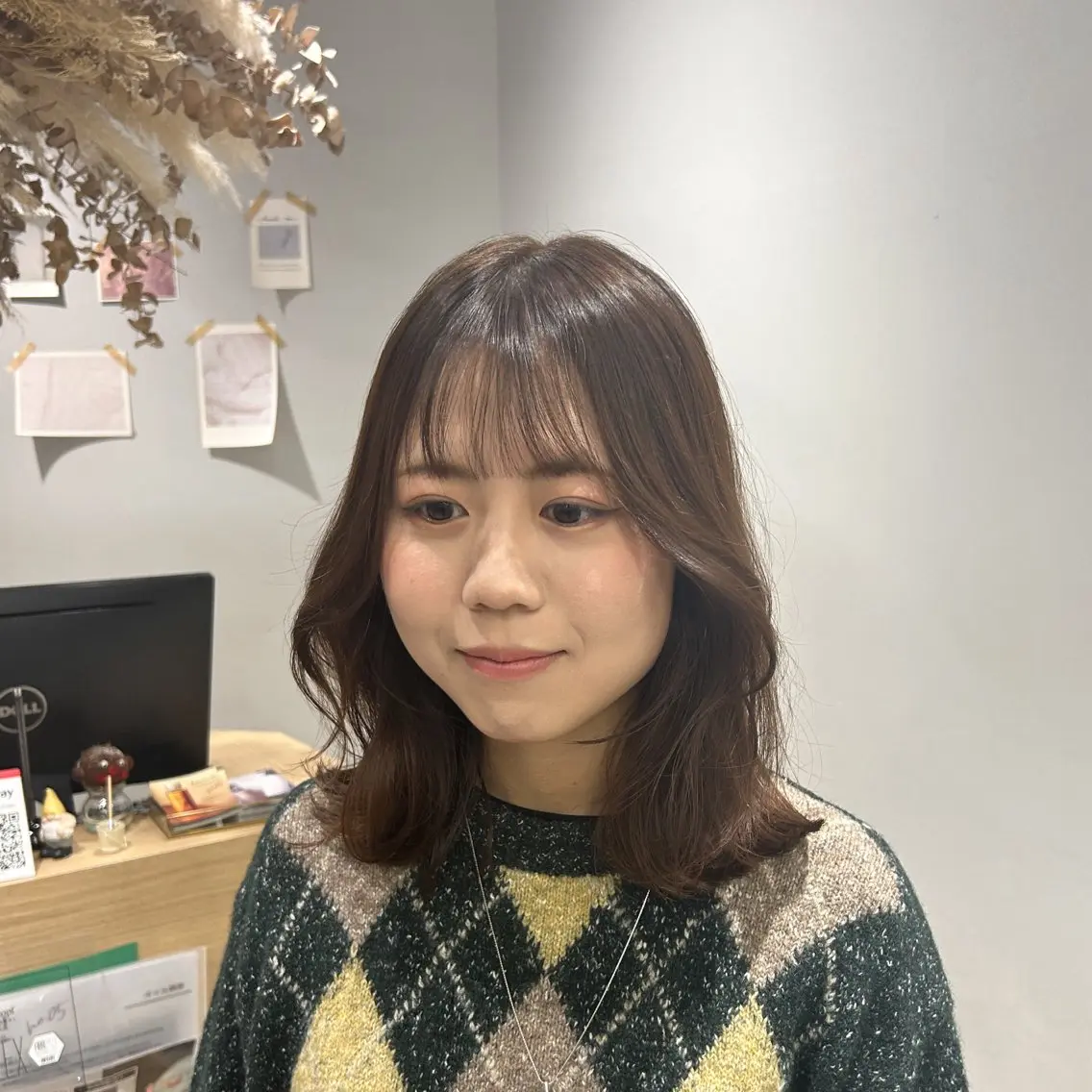 ミディアム カラー ミディアムレイヤー くびれヘア レイヤーカット 韓国ヘア×レイヤー カット/上田丈也のヘアスタイル