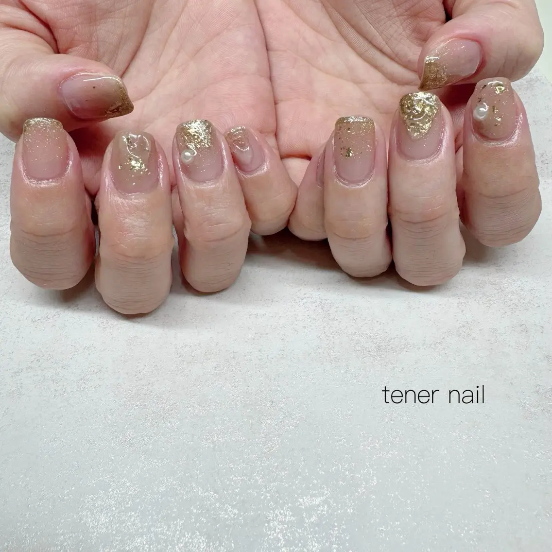 ネイル ゴールド ミラーネイル ニュアンスネイル ハンドネイル テネルネイル tener nailのネイルデザイン