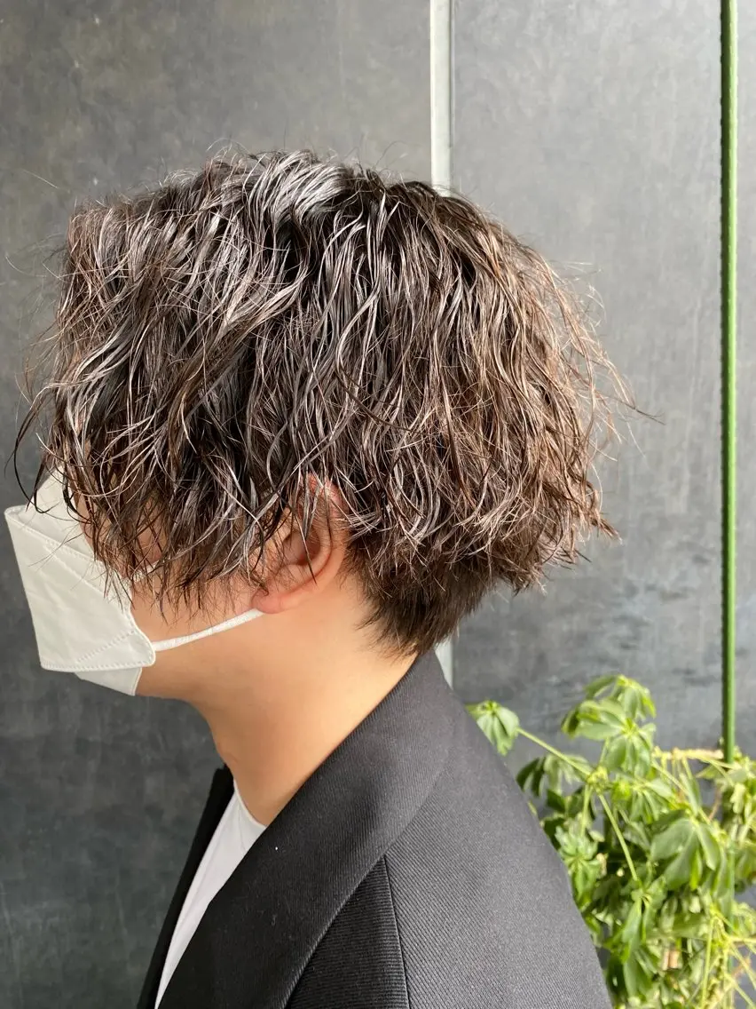 パーマ メンズ 飯塚 竜之介のヘアスタイル