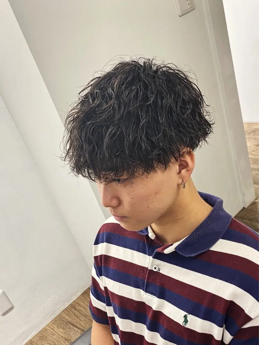パーマ メンズ 原田 涼矢のヘアスタイル