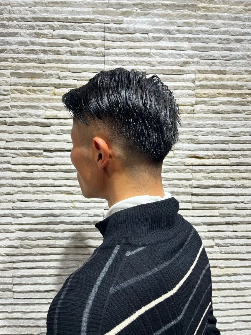 ショート カット メンズカット デザインカラーのヘアスタイル