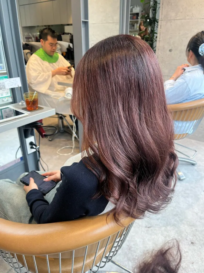 セミロング カラー カット ヘアカラー ヘッドスパ うしだ かおるのヘアスタイル