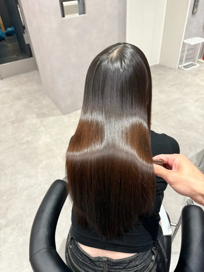 ロング カラー パーマ ヘアアレンジ 髪質改善 縮毛矯正 トリートメント ストレートパーマ 縮毛矯正 トリートメント 縮毛矯正/髪質改善/ ブリーチ毛/木元渓太のヘアスタイル