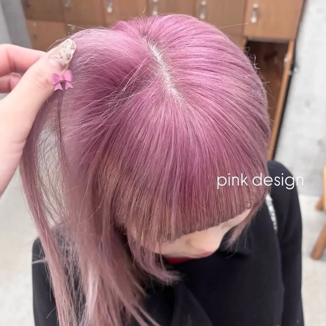 セミロング ヘアカラー yuna🎀 ピンク・ラベンダーのヘアスタイル