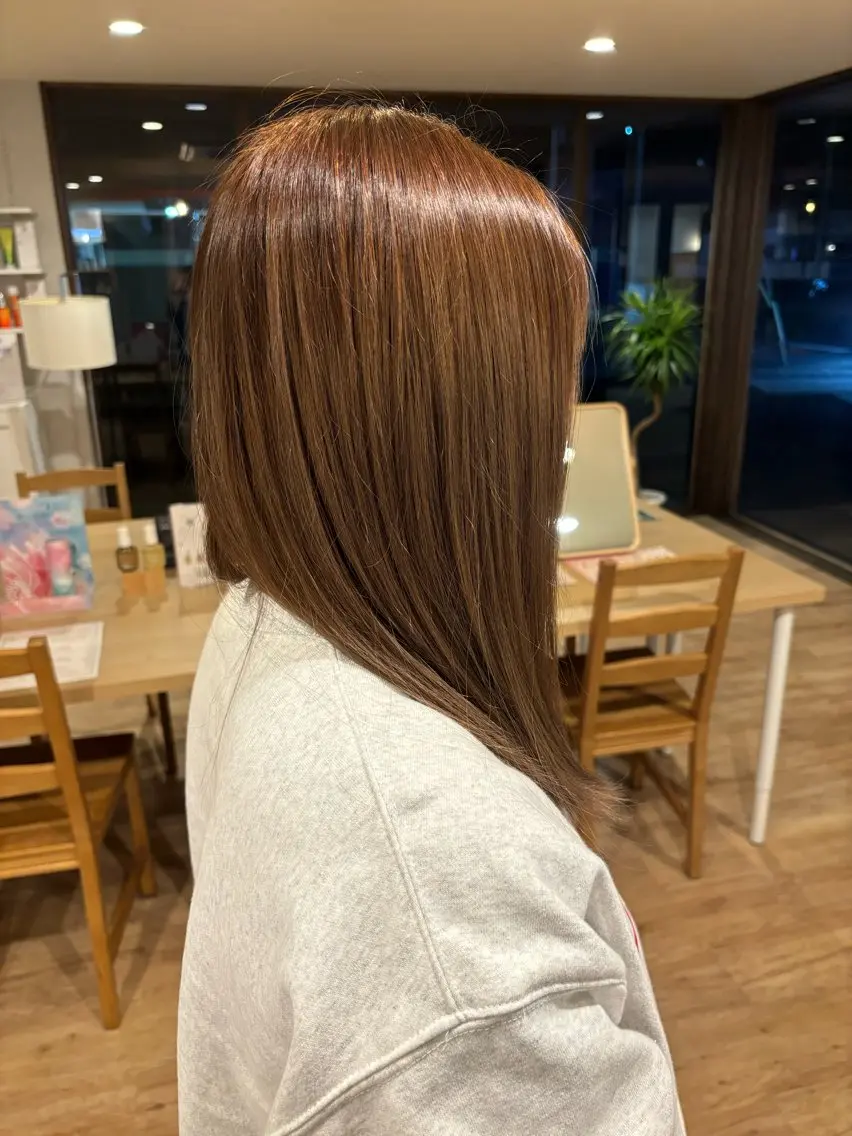 ロング Circus 石原愛里のヘアスタイル
