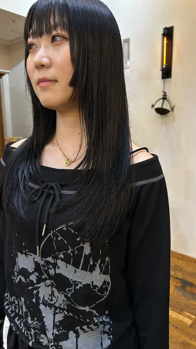 ロング ロングレイヤー レイヤーカット ロング momoka Jr.stylistのヘアスタイル