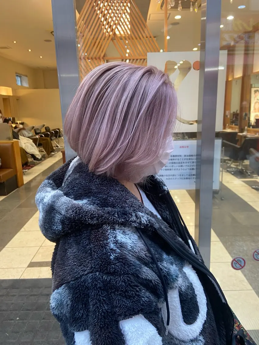 ショート カラー ピンクカラー パープルカラー ヘアカラー 透明感カラー/ レイヤー/のりとみのヘアスタイル
