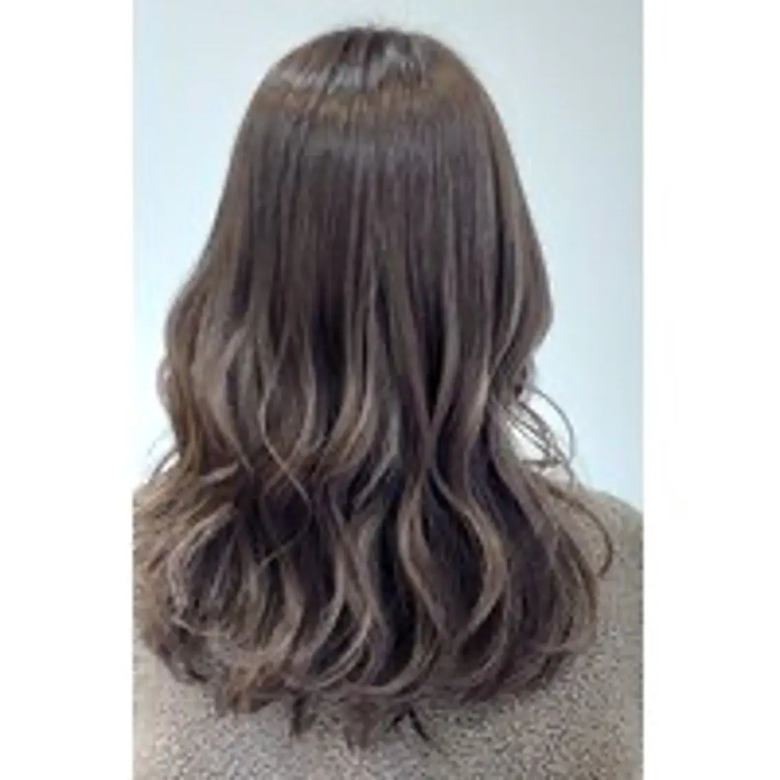 カット＋デザインカラー(ハイライト) レングス鎖骨以上＋500円の写真
