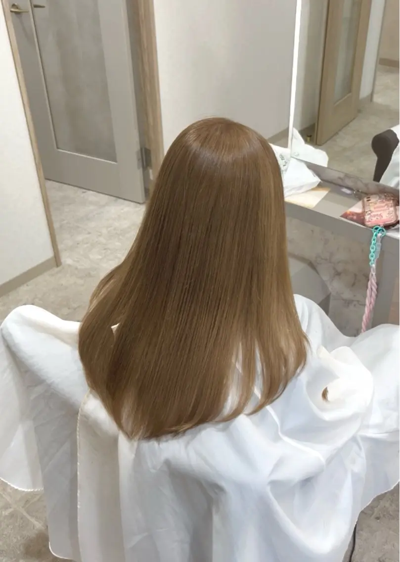 セミロング PSY(サイ)池袋 あいりのヘアスタイル