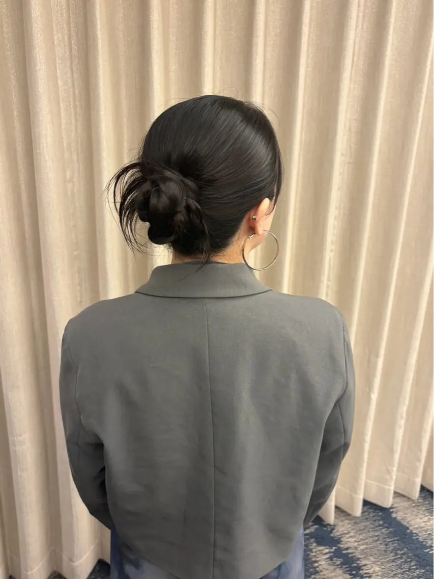 ヘアアレンジ ハイトーン /愛子のヘアスタイル