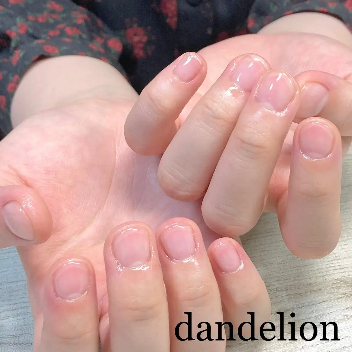 ネイル ハンドネイル ハンドケア dandelion ダンデライオンのネイルデザイン