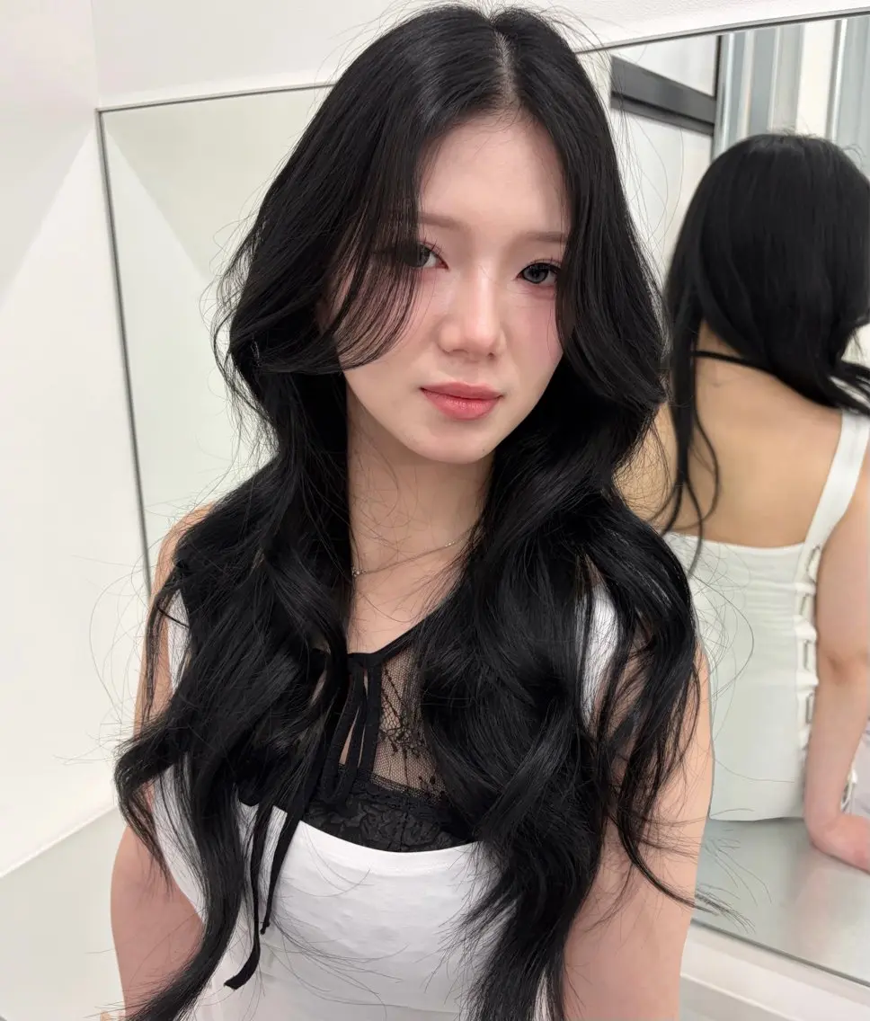 ロング ヘアカラー トリートメント ヘアセット vivie Madokaのヘアスタイル