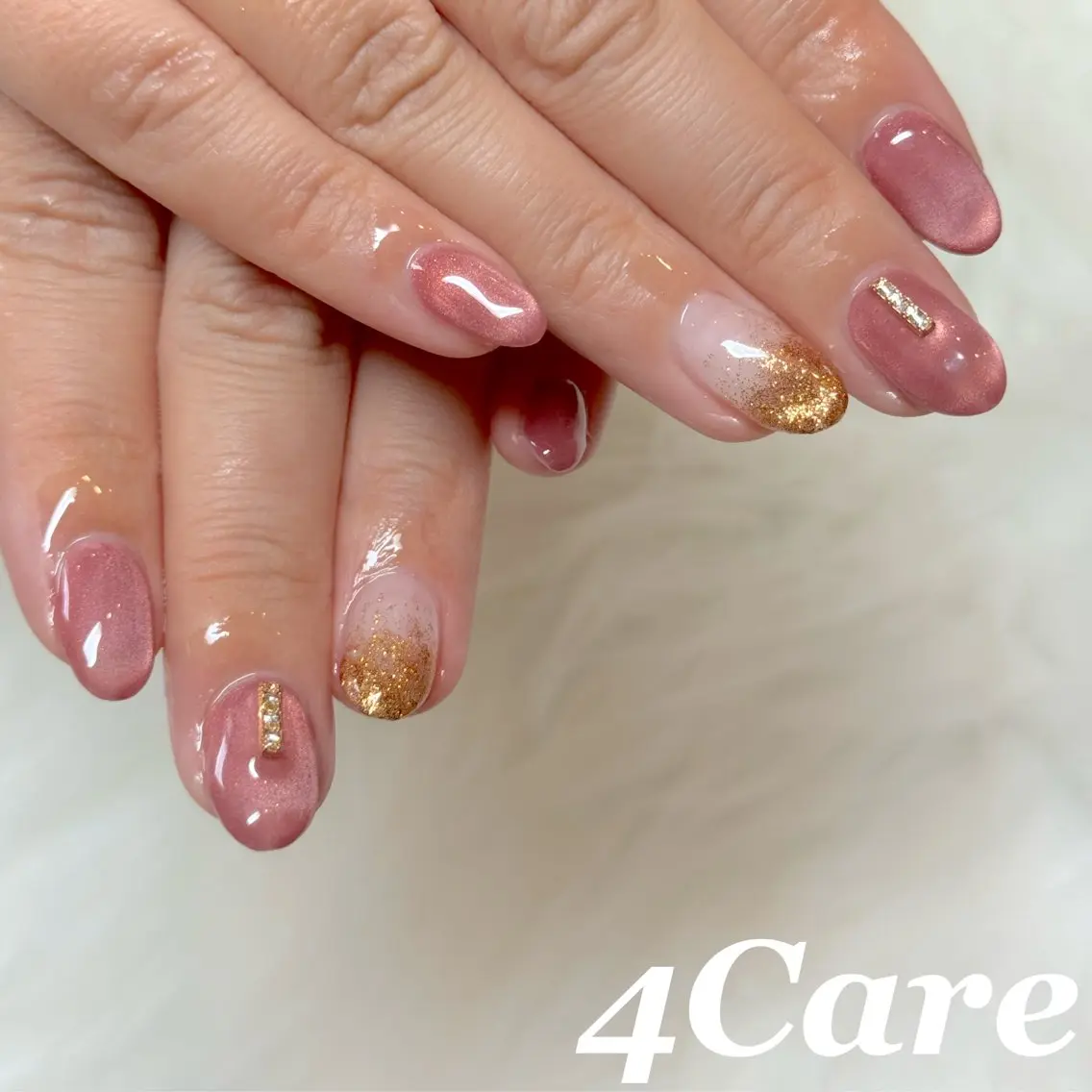 ネイル ラメ(グリッター) ハンドネイル 4Care Yのネイルデザイン