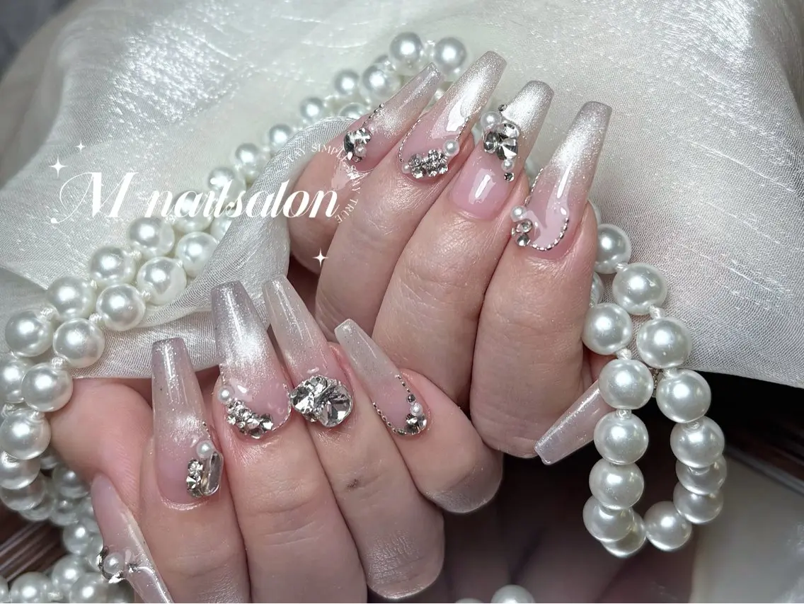 ネイル M🌷nail 長さだし専門店のネイルデザイン