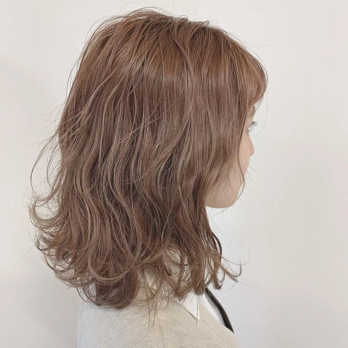 ミディアム カラー アプリコットブラウン ブラウンカラー 松本 聖のヘアスタイル