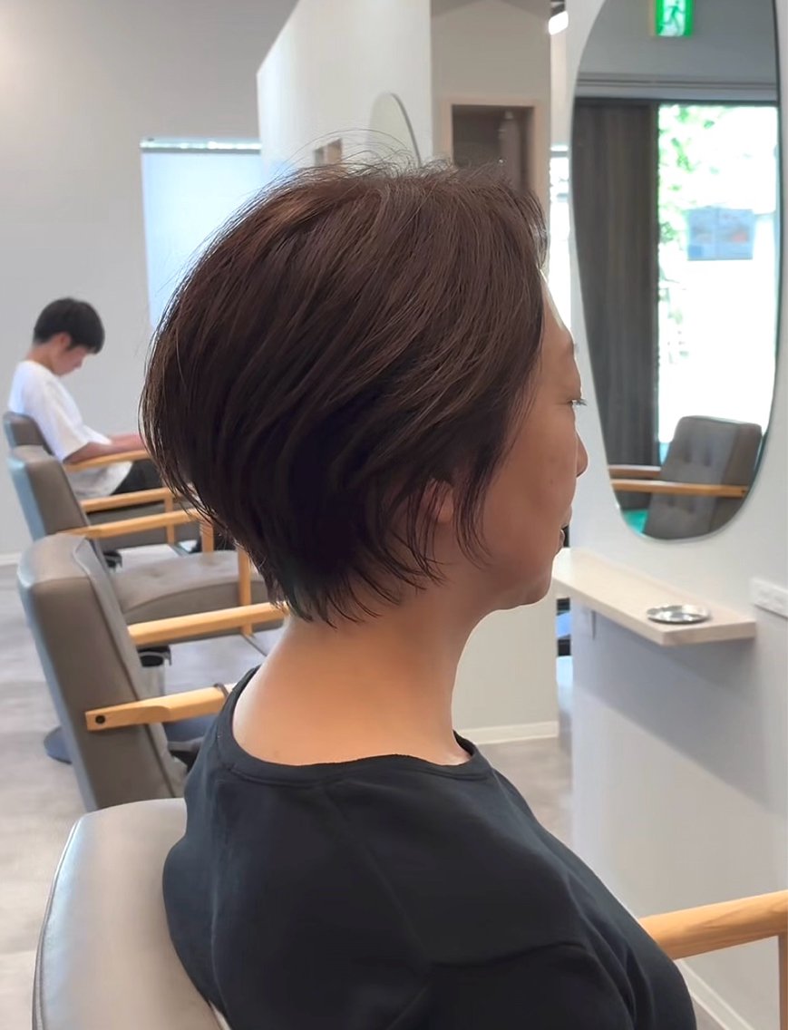 ショート カット ヘアカラー 白崎 龍神のヘアスタイル