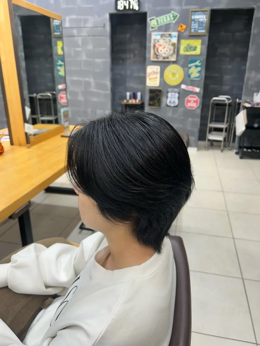 ショート トリートメント ヘアカラー 平野 凛のヘアスタイル