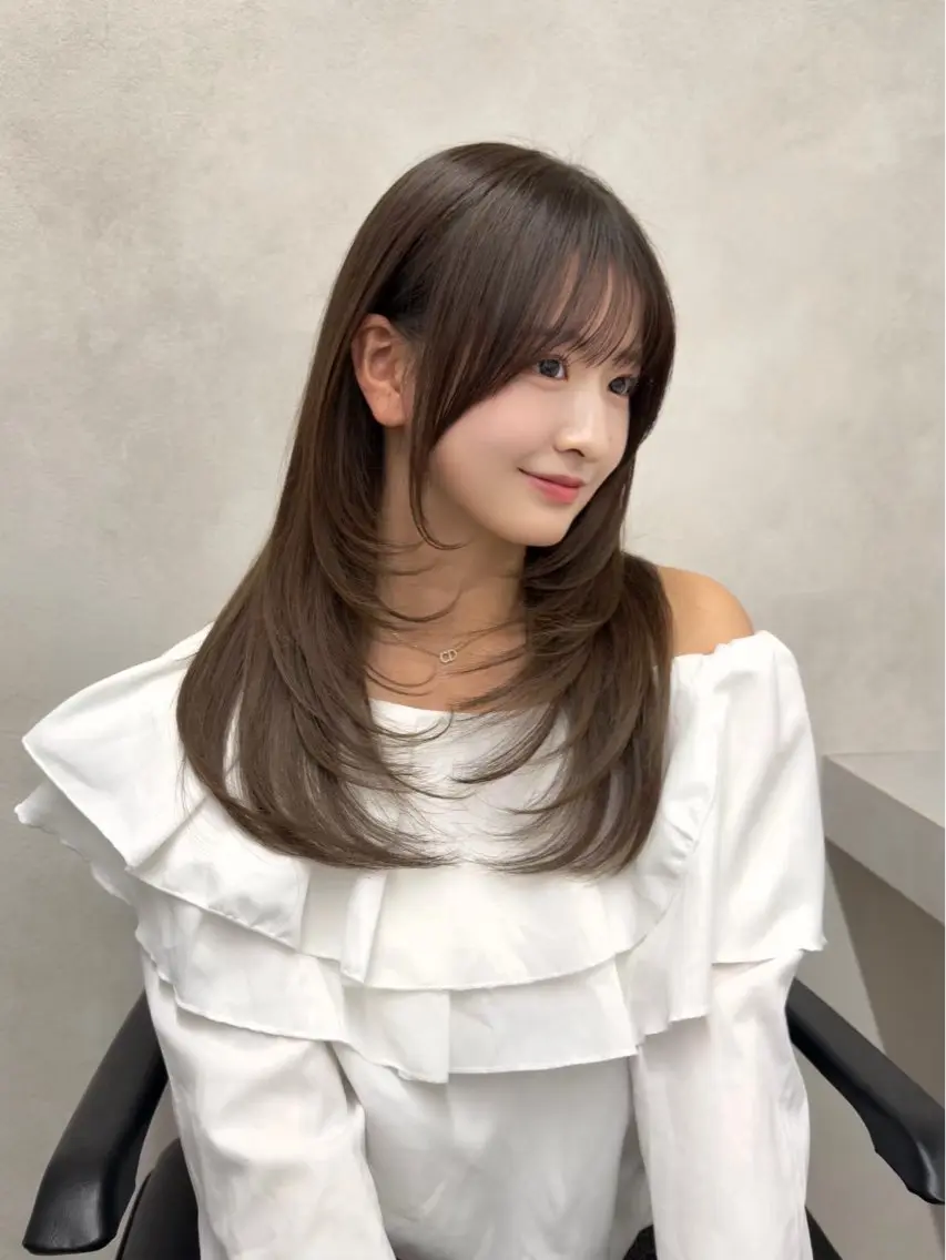 顔周りカット🌈+ツヤカラー✨の写真