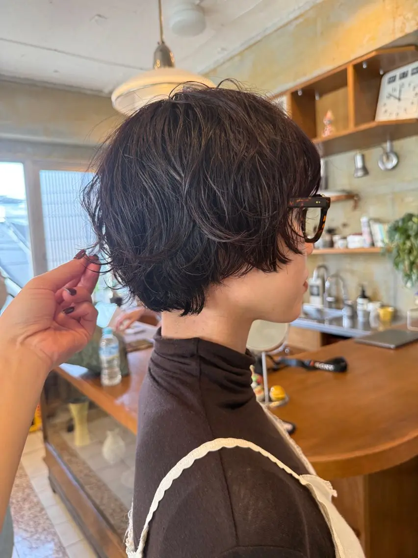 ショート ウチミズ サヤカのヘアスタイル