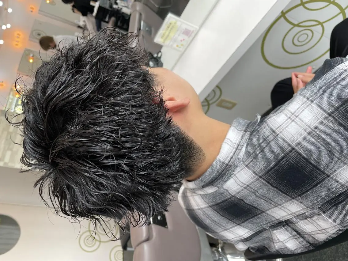 ショート パーマ メンズ カット パーマ 💇🏻‍♂️パーマ ニキ✨本田龍斗のヘアスタイル