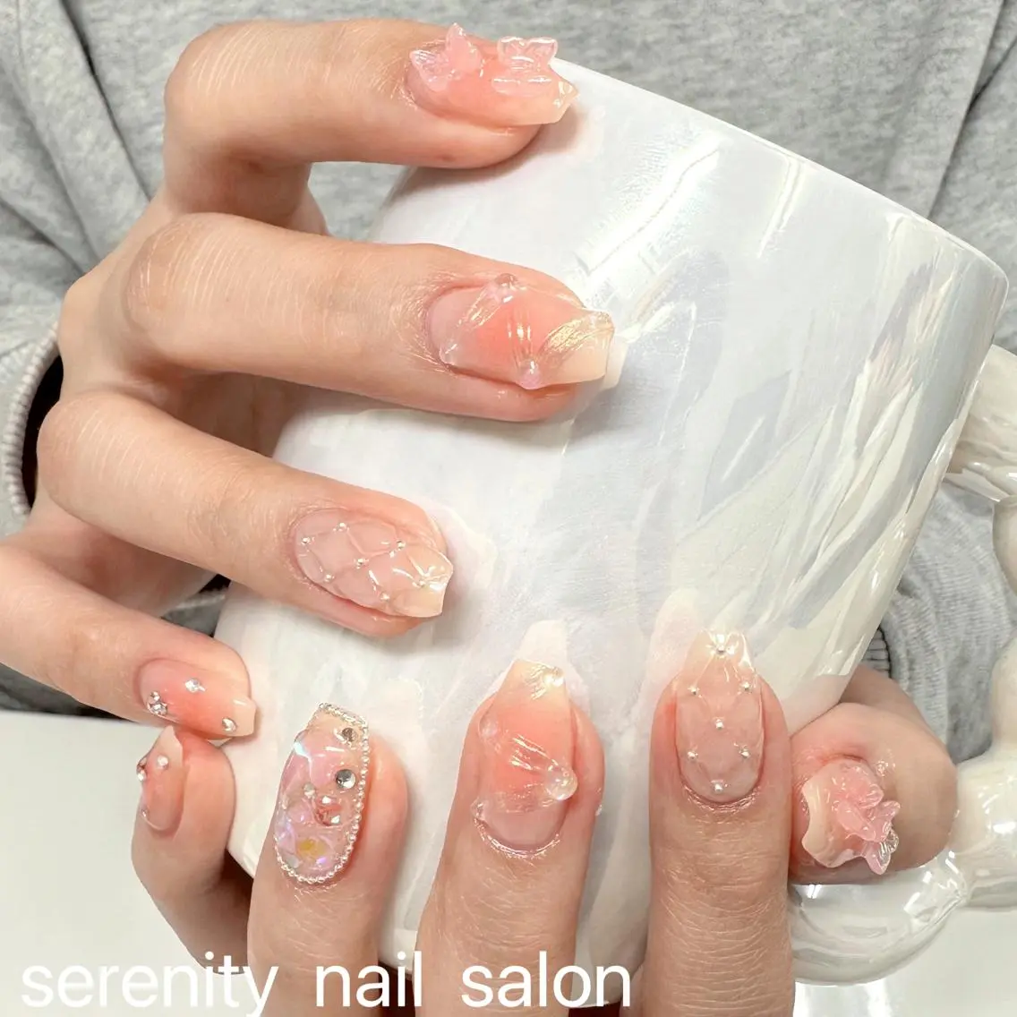 ネイル ハンドネイル ハンドケア ✨Serenity Nail salonのネイルデザイン
