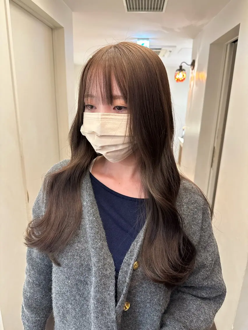 前髪ストレート+ワンカラーの写真