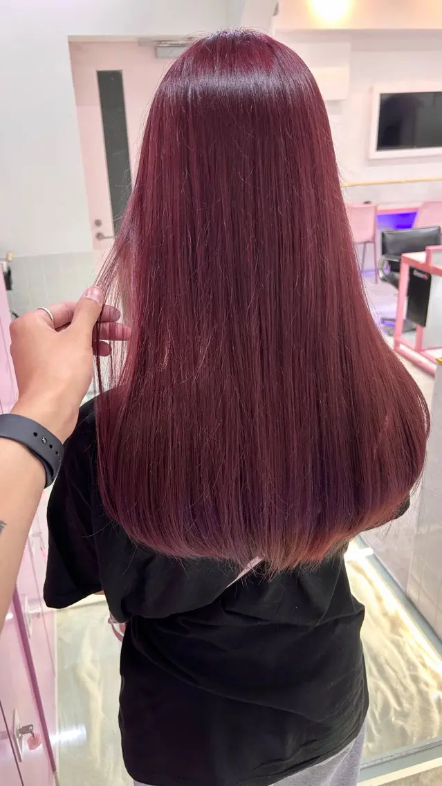 ロング カラー ボルドーカラー ダブルカラー ヘアカラー トリートメント レイン🌏🌱 似合わせ/ハイトーンのヘアスタイル