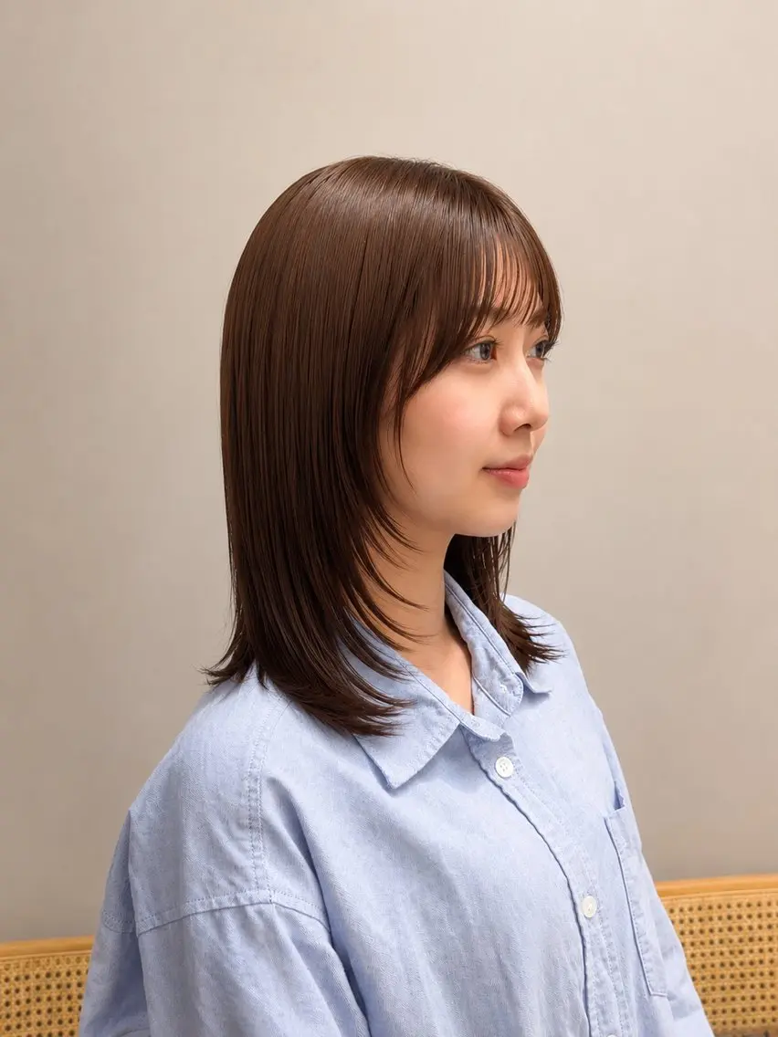 ミディアム カラー ヘアアレンジ ブリーチ ダブルカラー イルミナカラー ブリーチなしカラー オリーブカラー カット ヘアカラー トリートメント 立川/レイヤー/ 透明感カラーのヘアスタイル