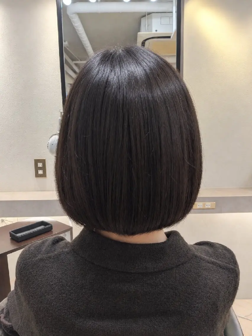 ショート カラー 田中 賀菜衣のヘアスタイル