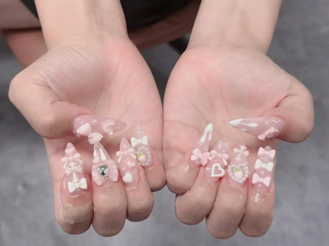 ネイル フレンチネイル ジェルネイル ハロウィン 韓国ネイル マグネットネイル ハンドネイル neco H.babynailのネイルデザイン