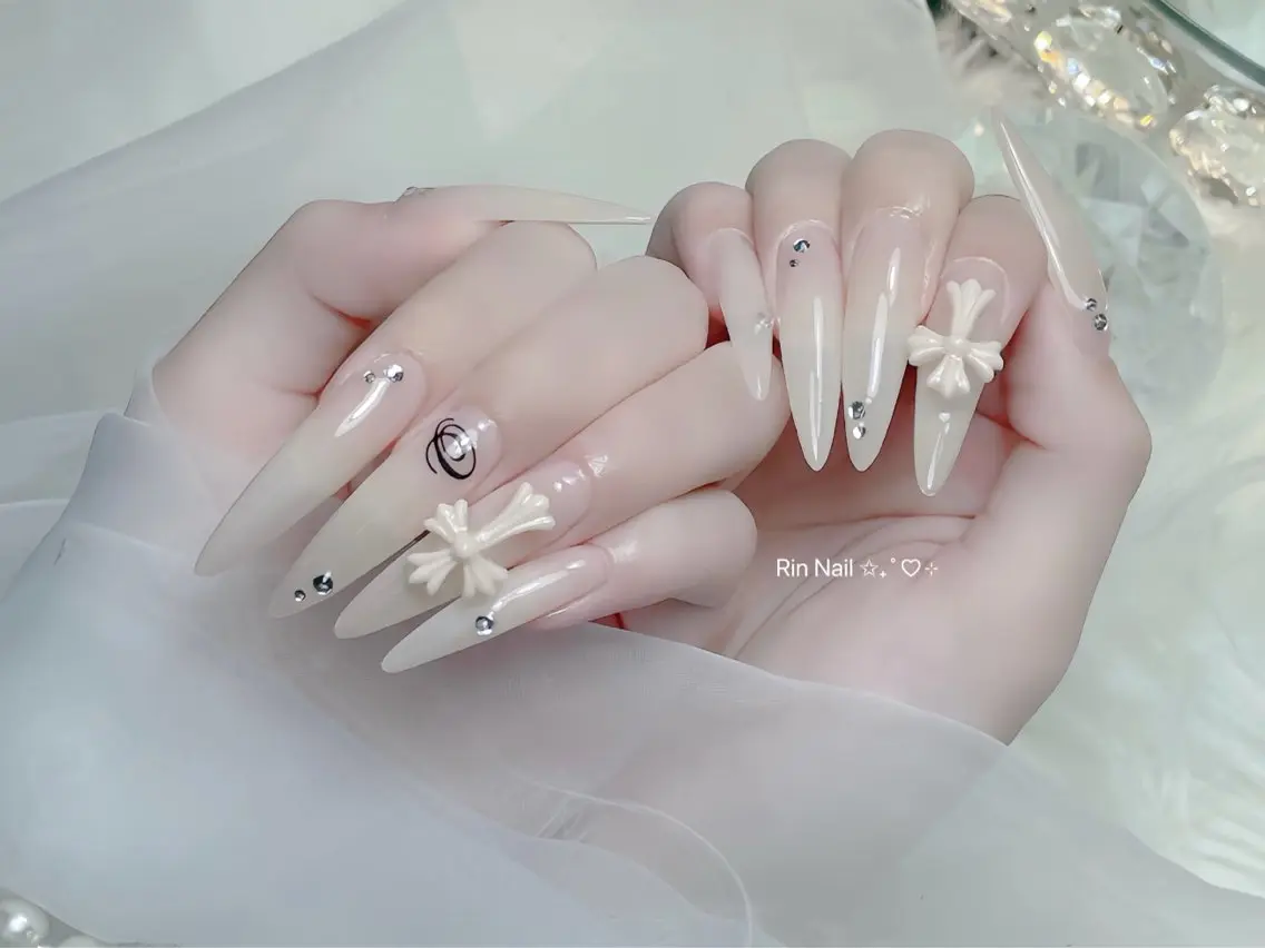 ネイル アニマル柄 べっ甲ネイル ブルー ボルドー ブラウン ハンドネイル Rin Nail 新大久保店のネイルデザイン