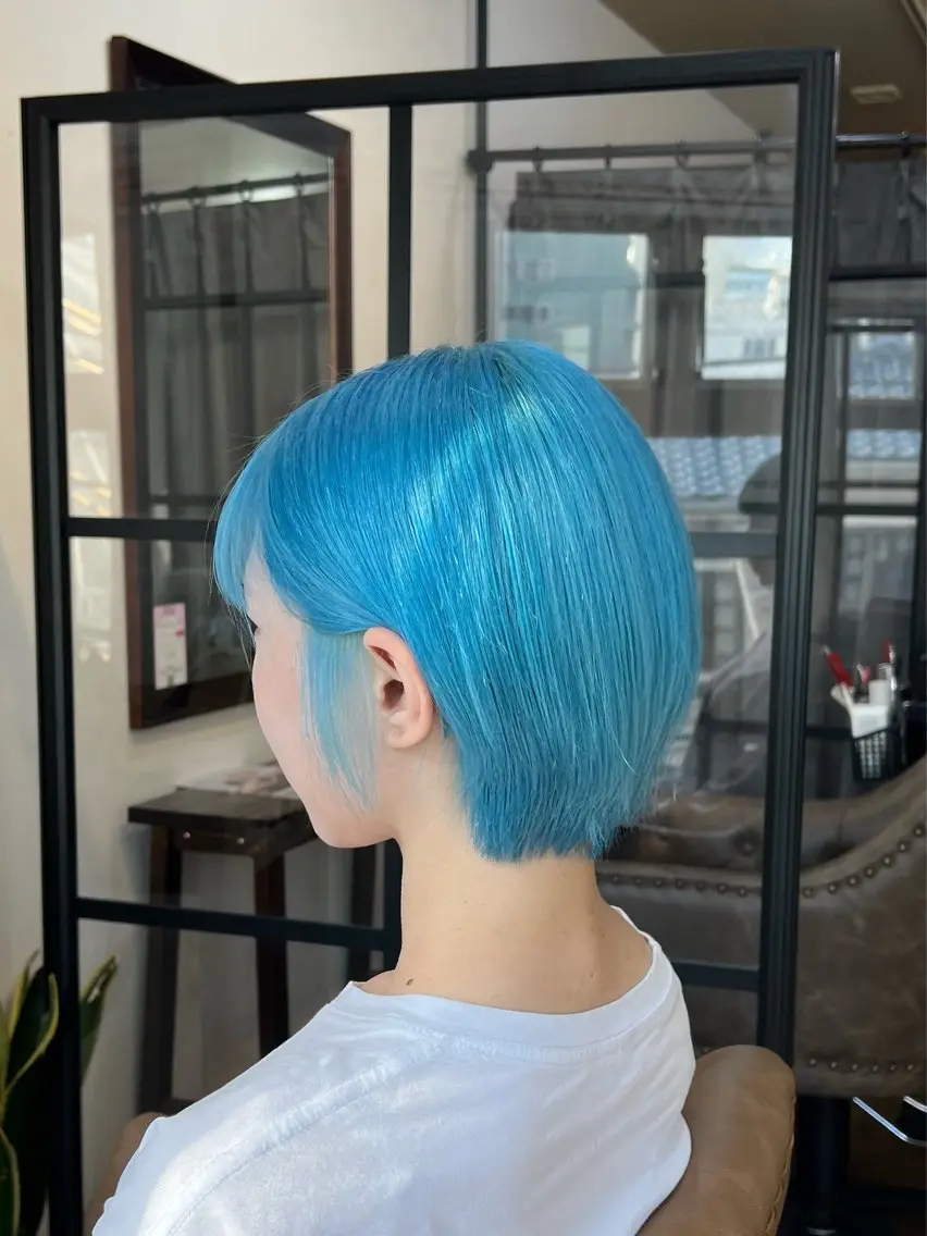 ショート カラー カット ヘアカラー トリートメント ヘアセット 🫧艶ダブルカラー ブリーチ🫧トモヤのヘアスタイル