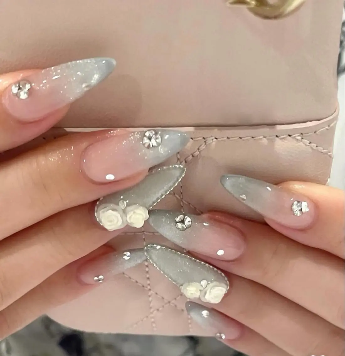 ネイル ハンドネイル Luna Gladeのネイルデザイン