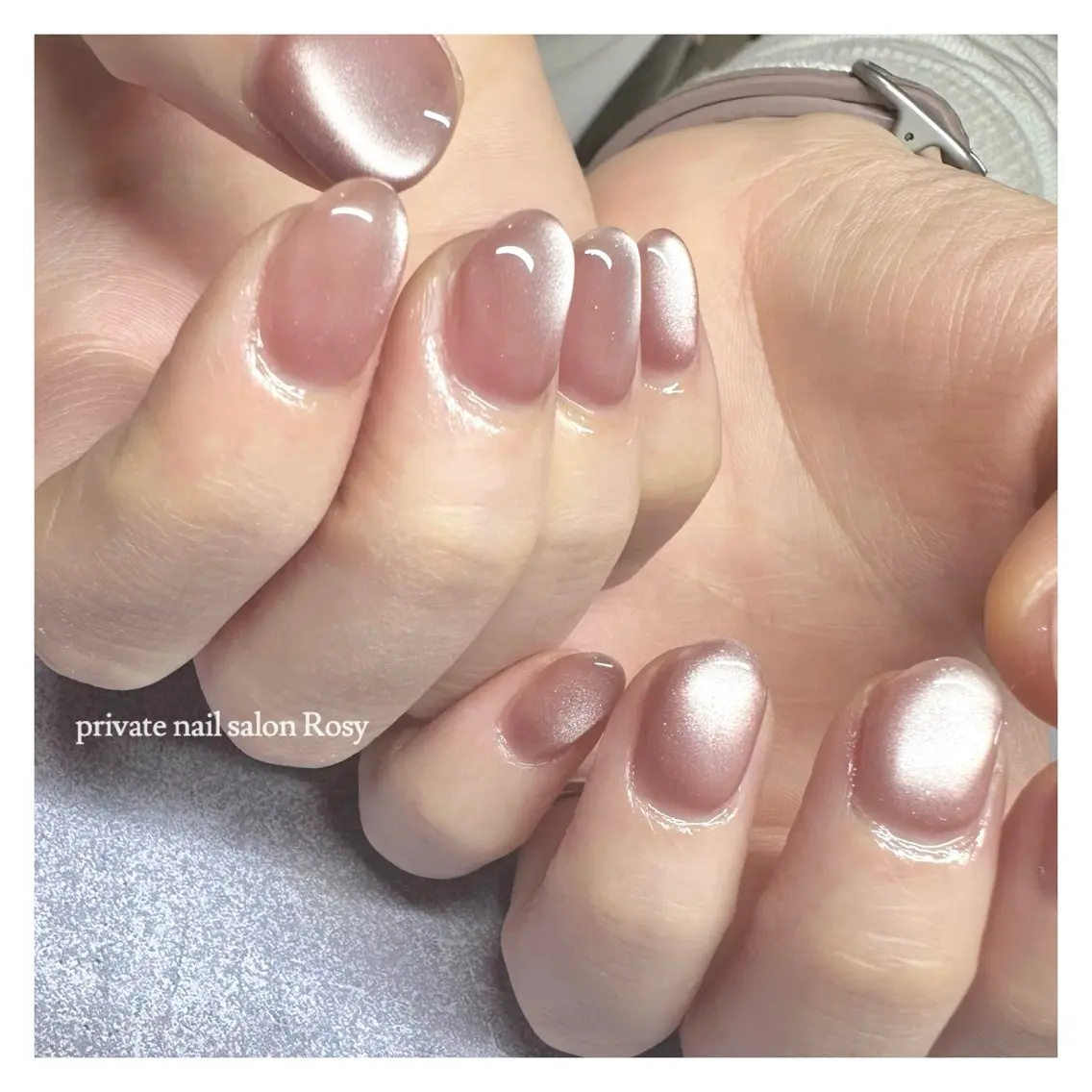 ネイル マグネットネイル 🌹 𝕄𝕒𝕚のネイルデザイン