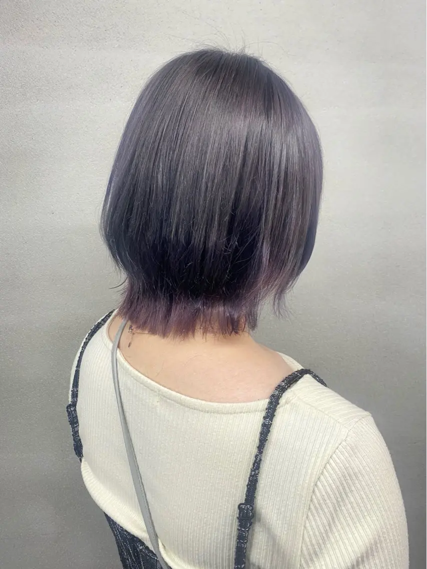 ショート カラー ブリーチ 透明感カラー デザインカラー グレージュ ラベンダーカラー カット ヘアカラー トリートメント 柏 デザインカラー/ レイヤー🐣シオリのヘアスタイル